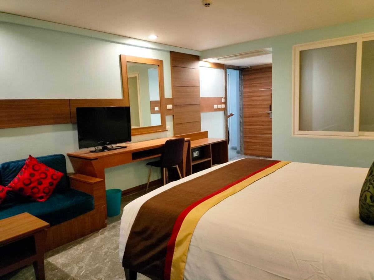 Saisawan Beach Resort Na Chom Thian Bagian luar foto