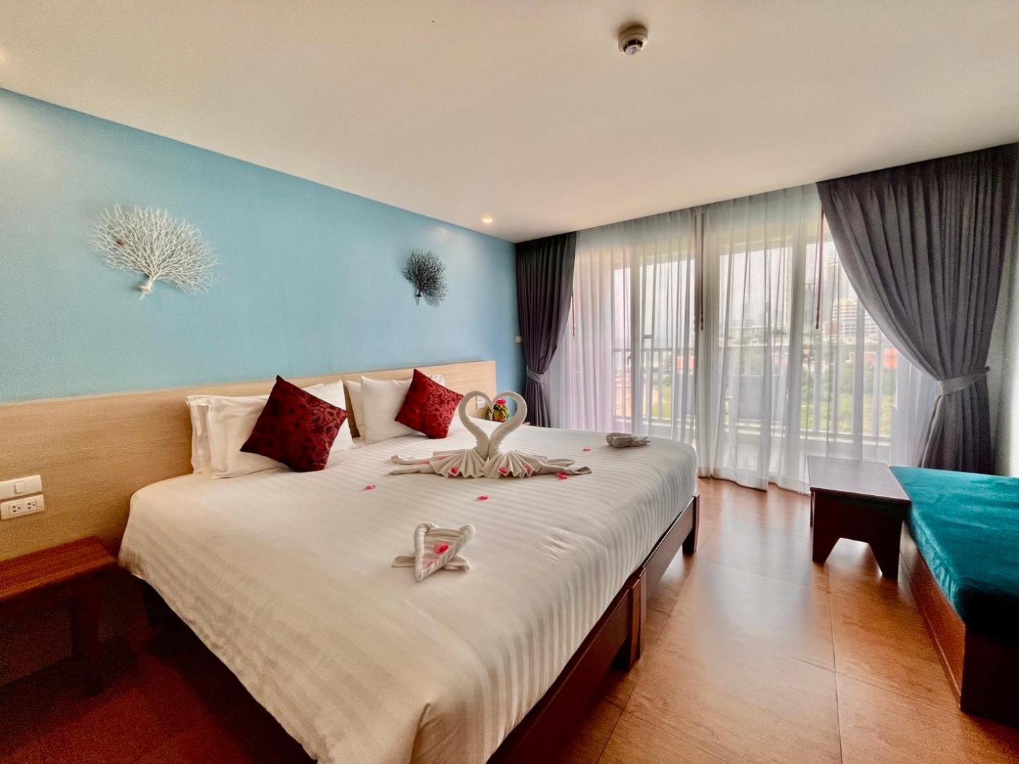 Saisawan Beach Resort Na Chom Thian Bagian luar foto